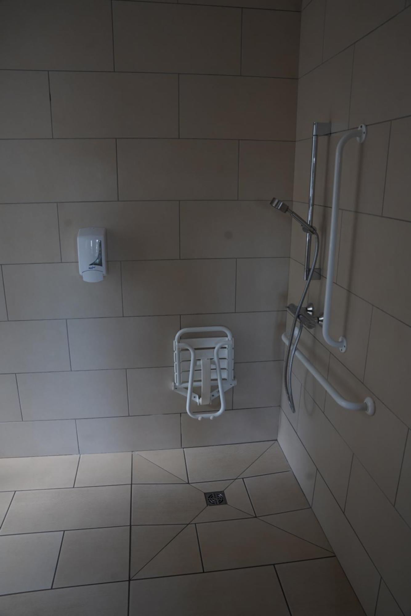 Le Grand Hotel Ussel "Nouvelle Gerance 2023" Bagian luar foto
