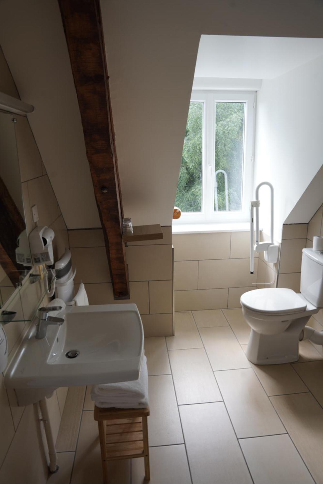 Le Grand Hotel Ussel "Nouvelle Gerance 2023" Bagian luar foto